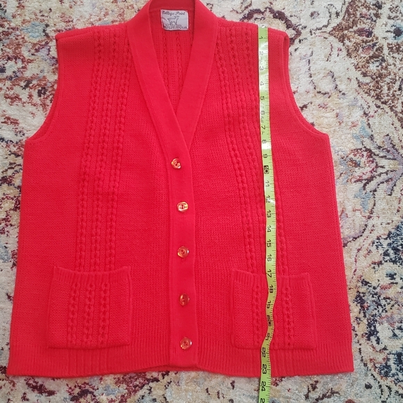 70s Vintage College Point Red Button Front Vest Size Large, estimated - Picture 11 of 11